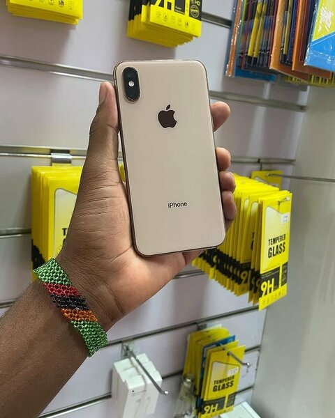 BRAND NEW IPHONE 🍏 pro 