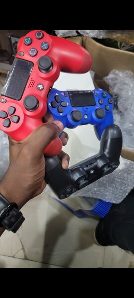 Ps4 controllers