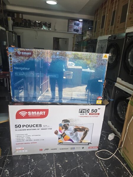 Téléviseur intelligent 50pouce