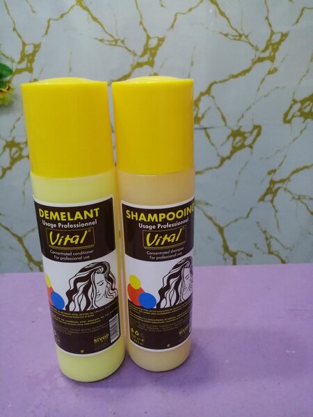 Shampoing et Démélant Vital