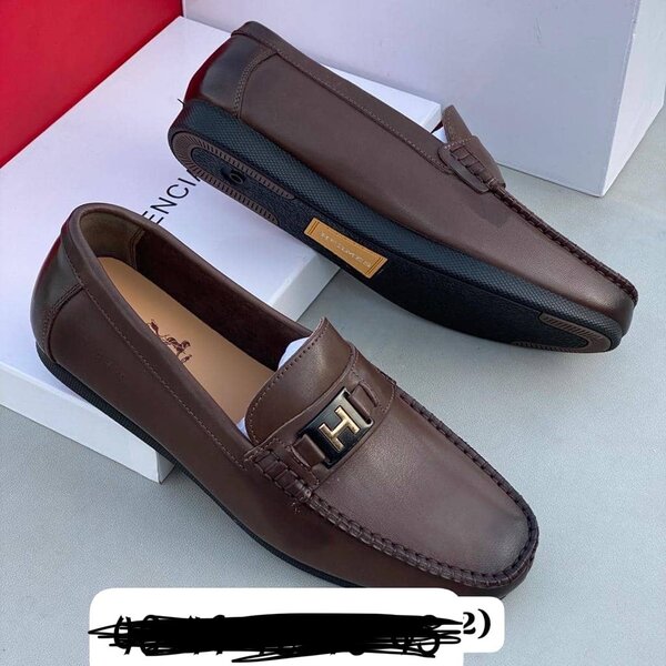 EXECUTIVE SHOES