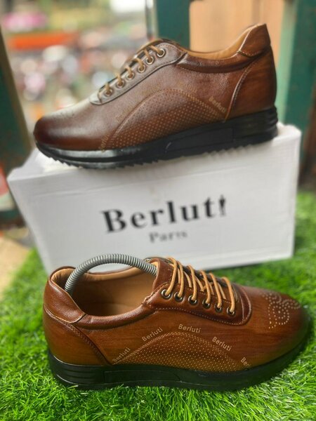 Chaussures en cuir élégantes