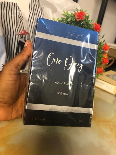 Eau de Parfum One Day Homme