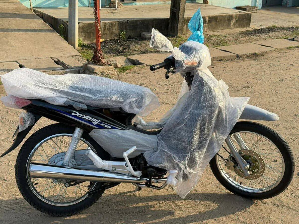 Moto Yamaha élégante et rapide