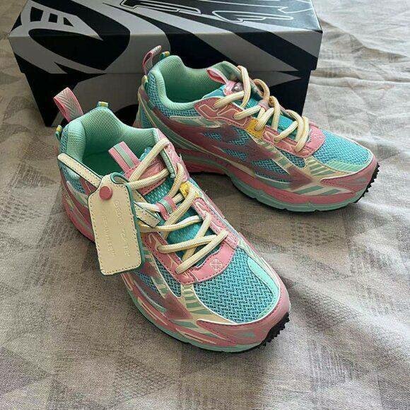 Sneakers colorés tendance Off-White