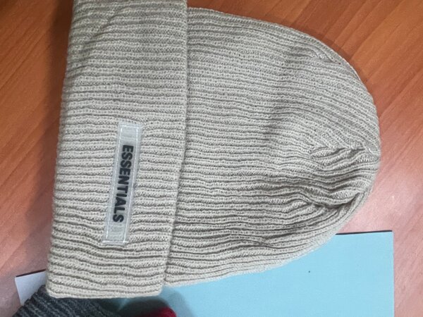 Bonnet tricot beige unisexe