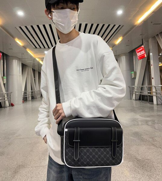 Quality  large size side bags/ iPad bags