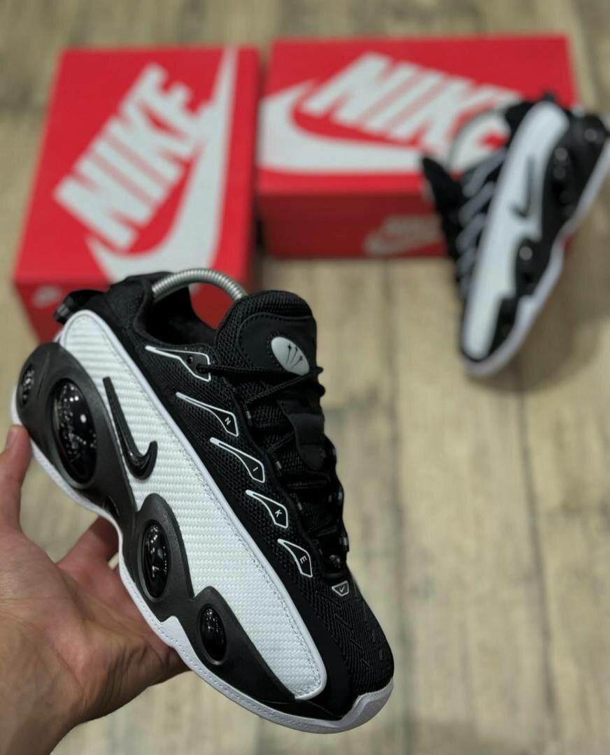 Baskets Nike œil de Faucon