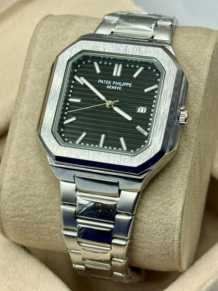 Montre Patek Philippe Acier