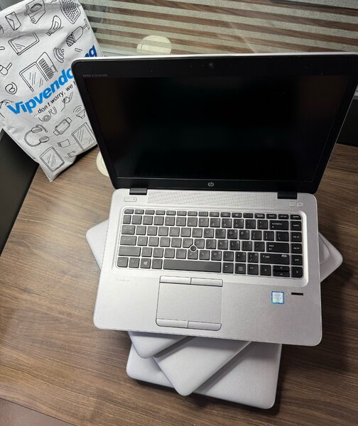 Hp Elitebook 840G3 Core i7, 16gb Ram, 256gb ssd Storage, key