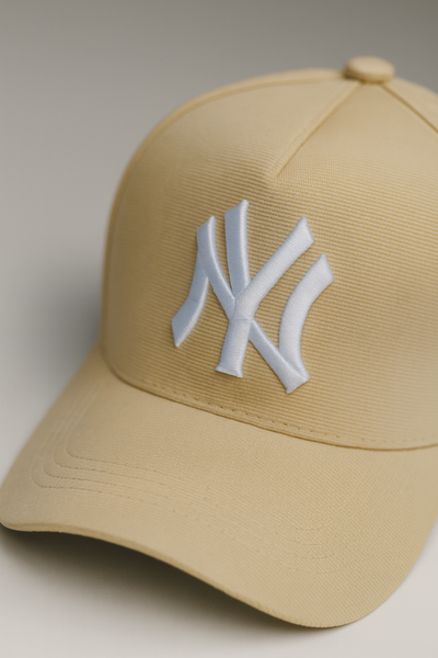 Casquette beige sportive