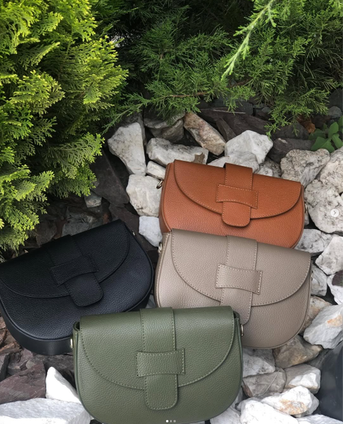 сумки разных цветов