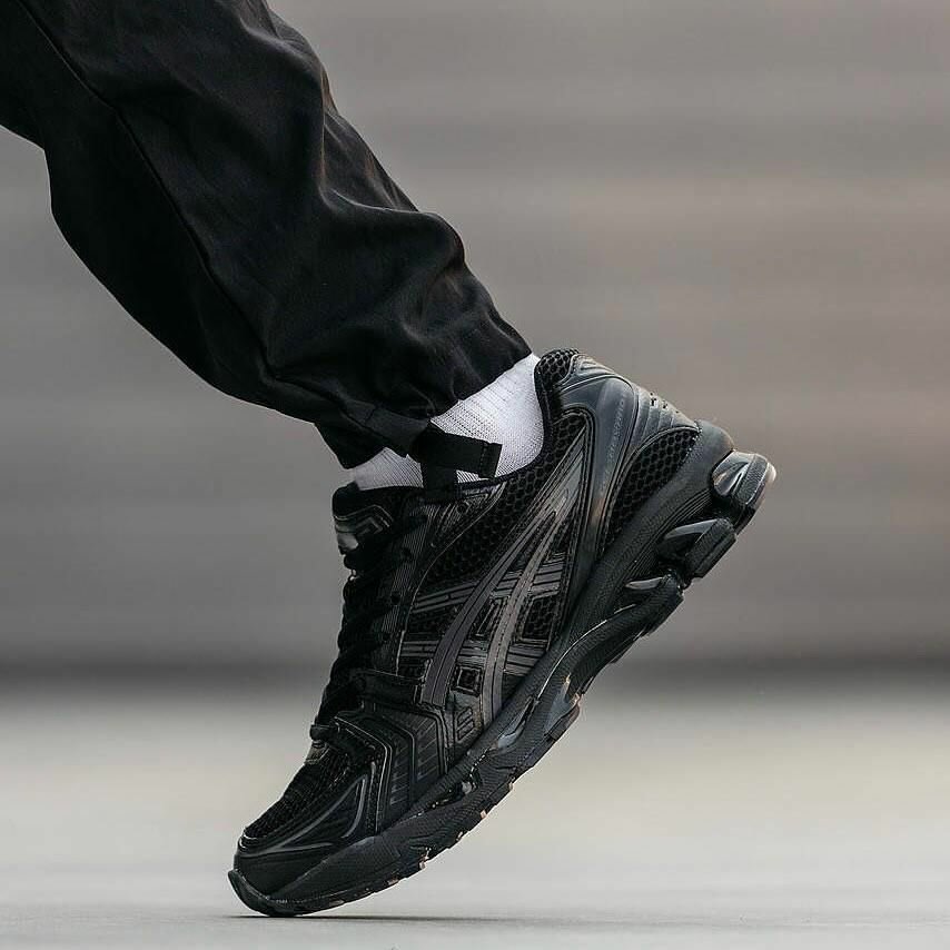 Asics kayano 14 Tout Noire