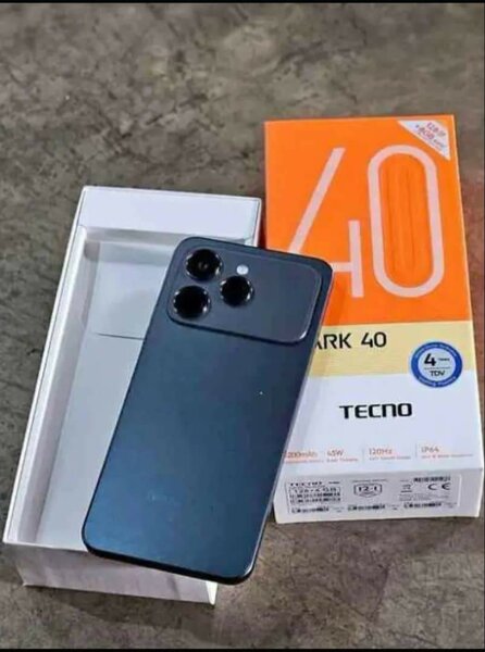 Tecno Spark 40 - Smartphone 4G