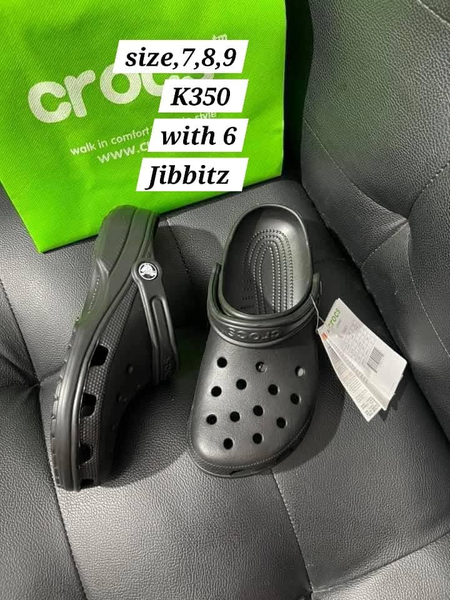 crocs