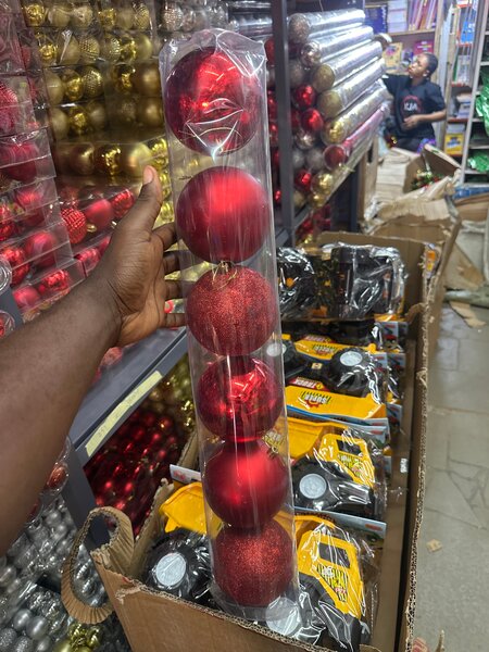 Boules de Noël colorées