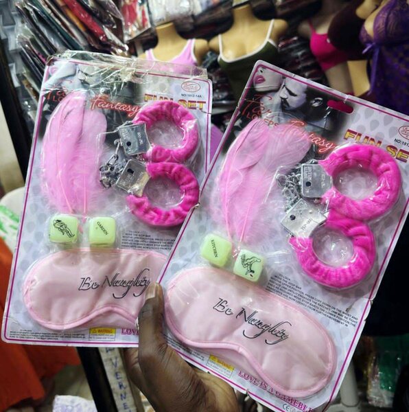 Kit érotique rose séduisant