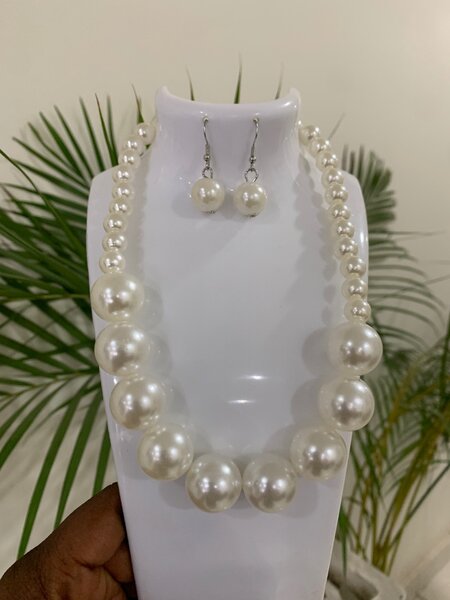 Pearl Necklace