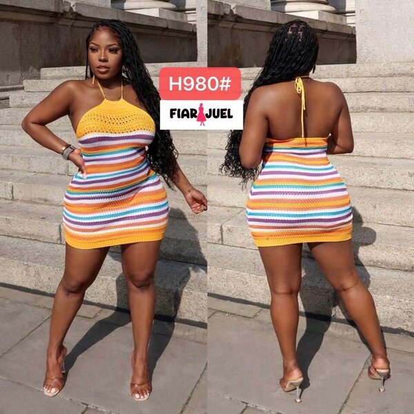 Robe d'été multicolore crochetée