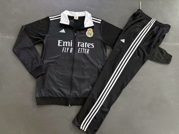 Ensemble de survêtement élégant