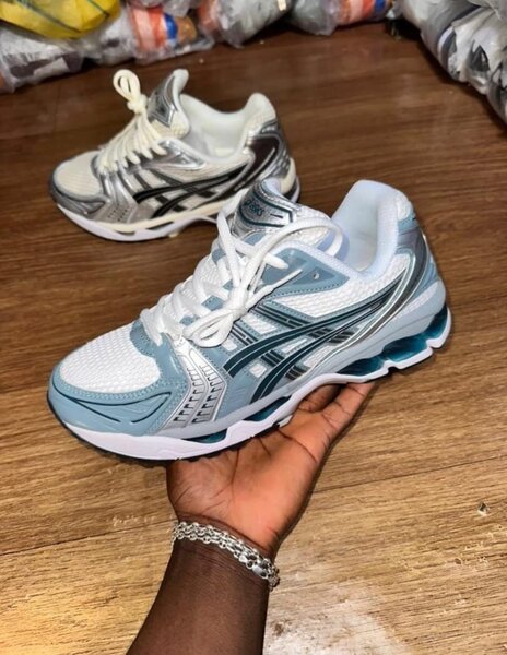 Chaussures de Course Asics