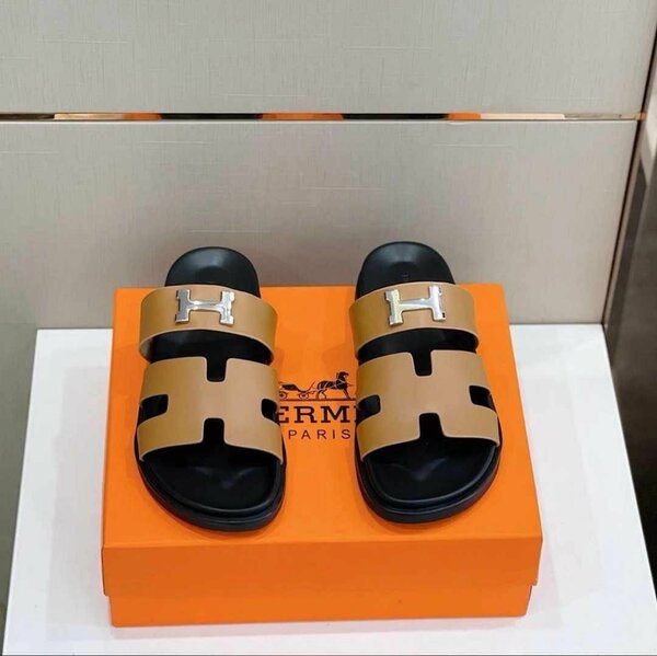 Sandales hermès