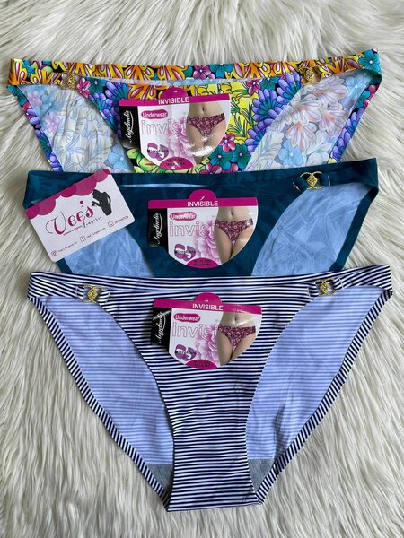 Strings et culottes pour femmes