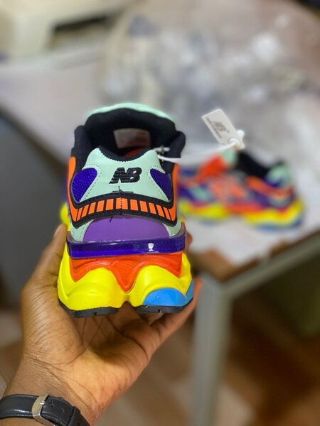 Baskets multicolores tendance