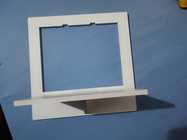 ÉTAGÈRE MURALE DÉCORATIVE