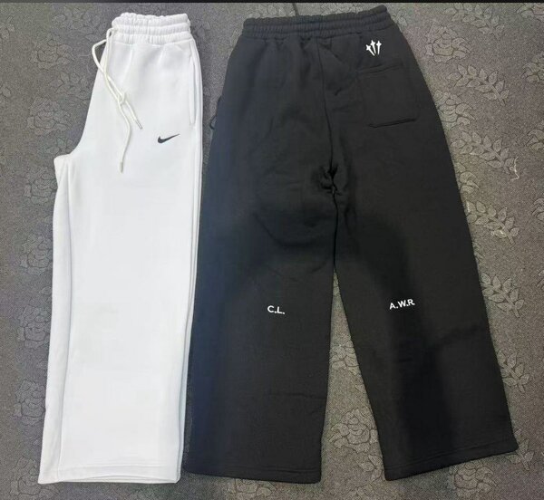 Pantalons de survêtement NOCTA