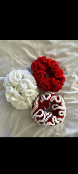 Chouchous en laine rouge et blanc