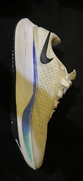 Chaussures de course Nike Zoom
