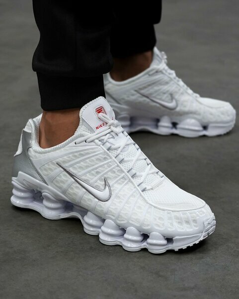 Nike Shox blanches homme 40-45