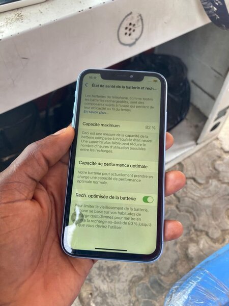 iPhone XR Bleu 64 Go