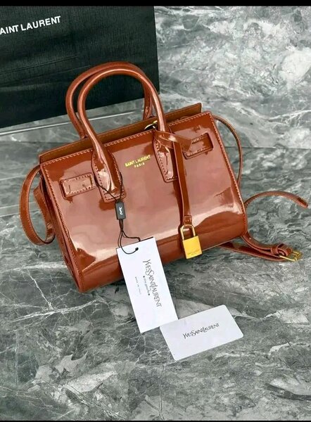 Sac cabas en cuir élégant