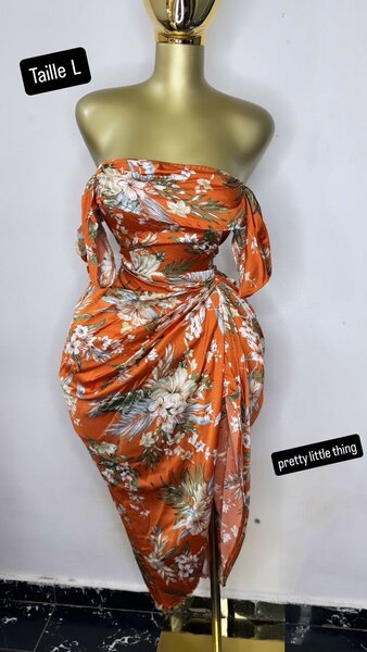 Robe Épaule Nue Fleurie