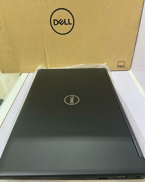 Dell latitude 5590