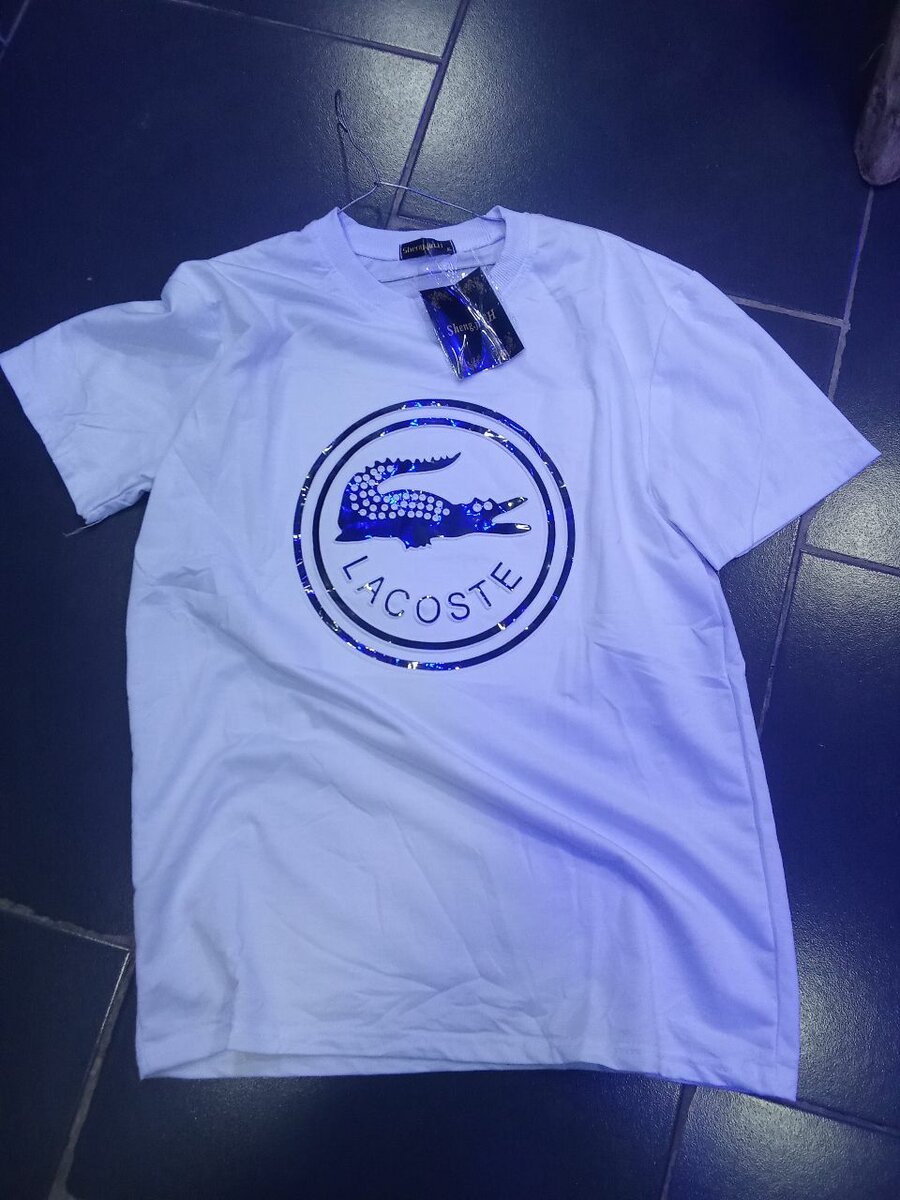 T-shirt blanc imprimé logo