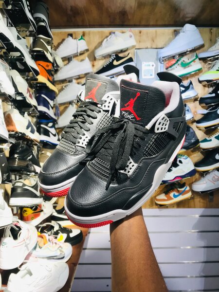 Jordan 4