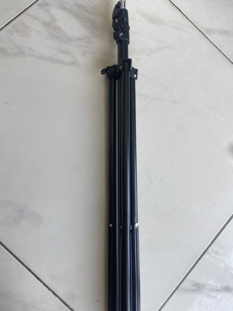 Trépied réglable en aluminium