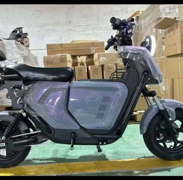 Scooter électrique moderne