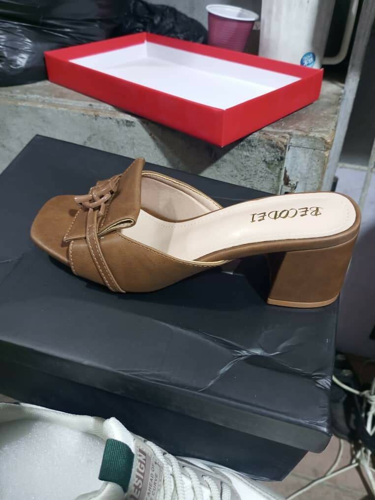 Sandales à talons élégantes