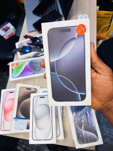 iPhone 16pro max (256gig)