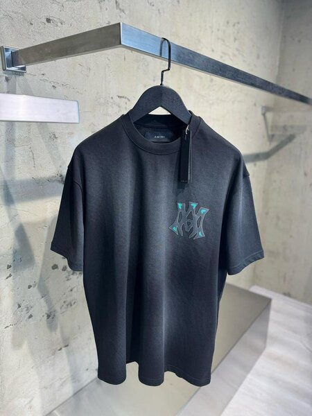 T-shirt noir avec logo bleu turquoise