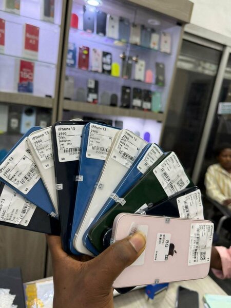 iPhone 13 Varieté de Couleurs