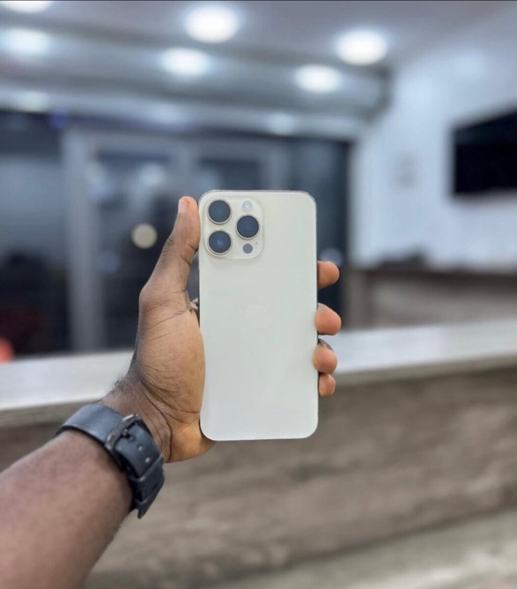 UK used iPhone 14 Pro Max