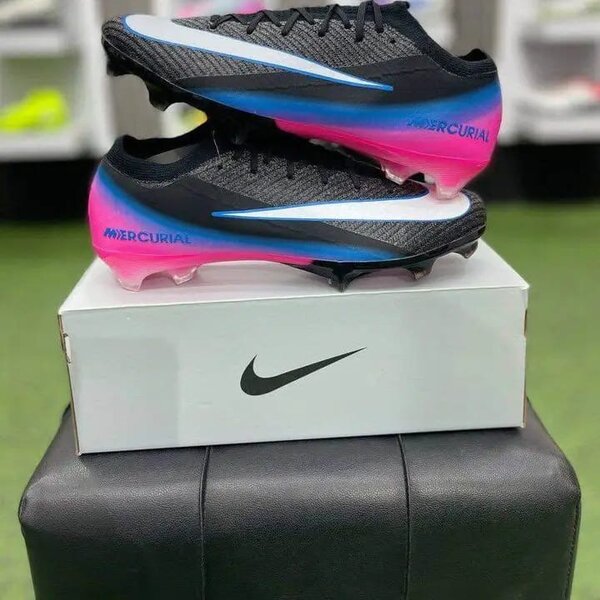 Chaussures de football Nike Mercurial