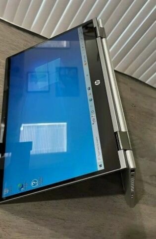 HP Pavillon X360 I3 10th