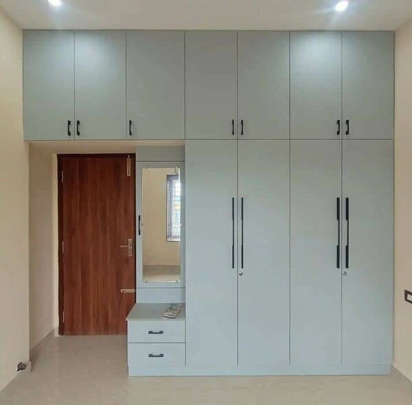 Armoire murale moderne en bleu clair