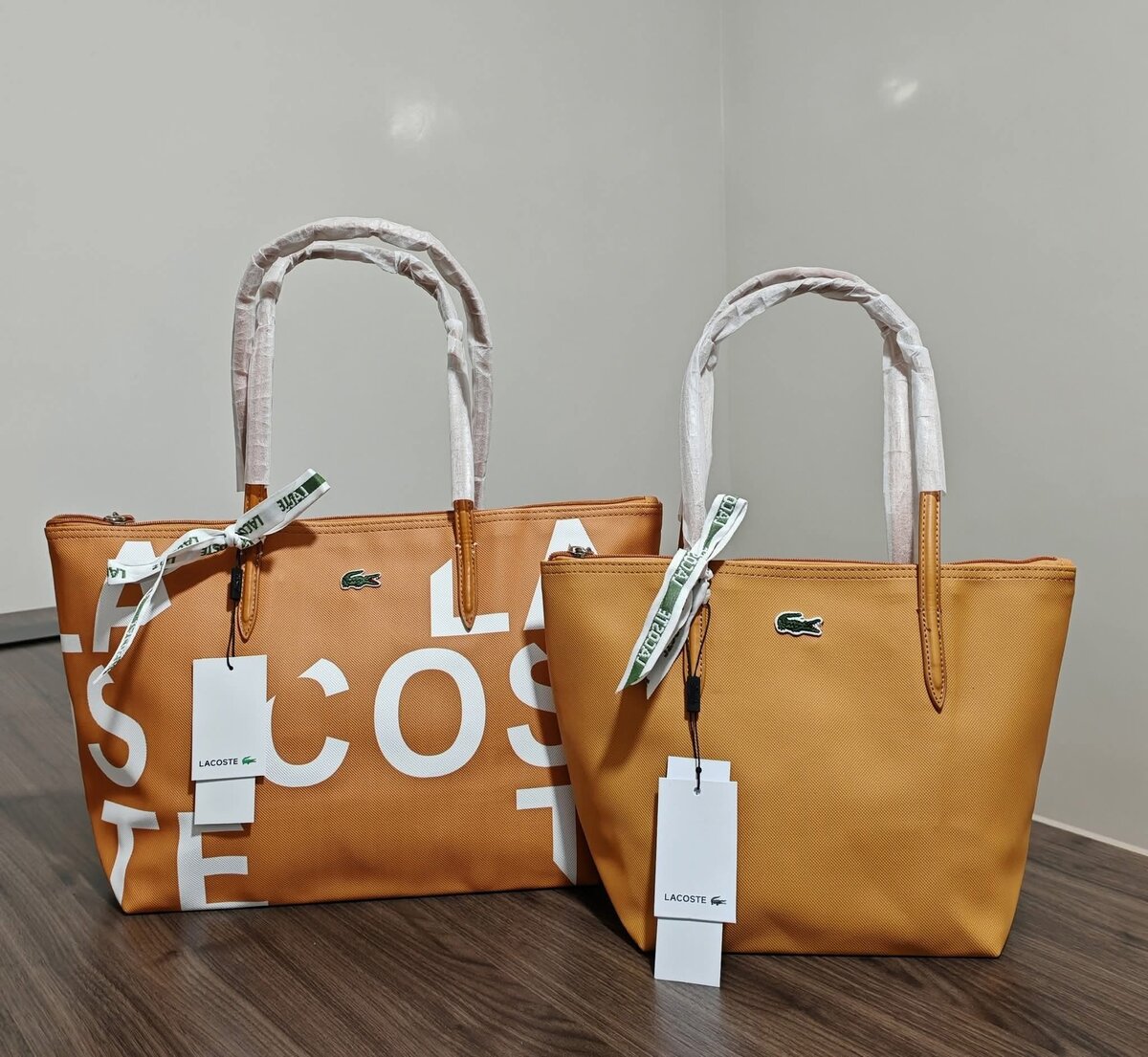 Sac à main Lacoste élégant